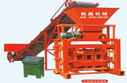 QTJ4-35B2型空心磚機(jī)